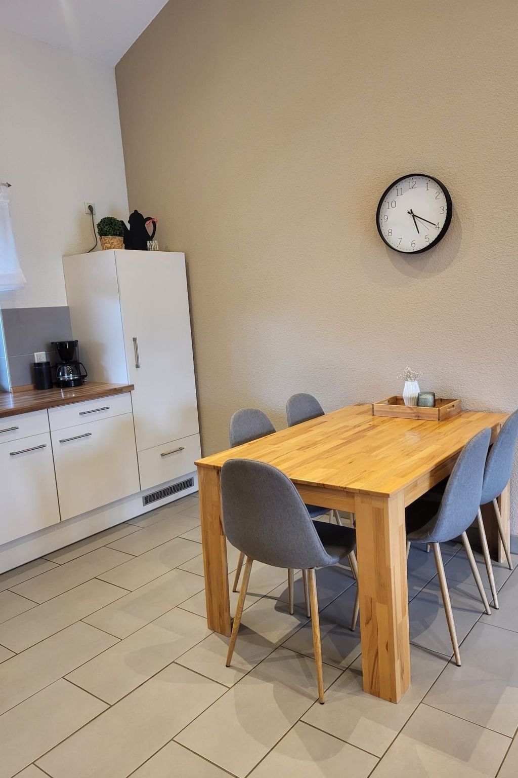 Für sieben Personen-Drinnen