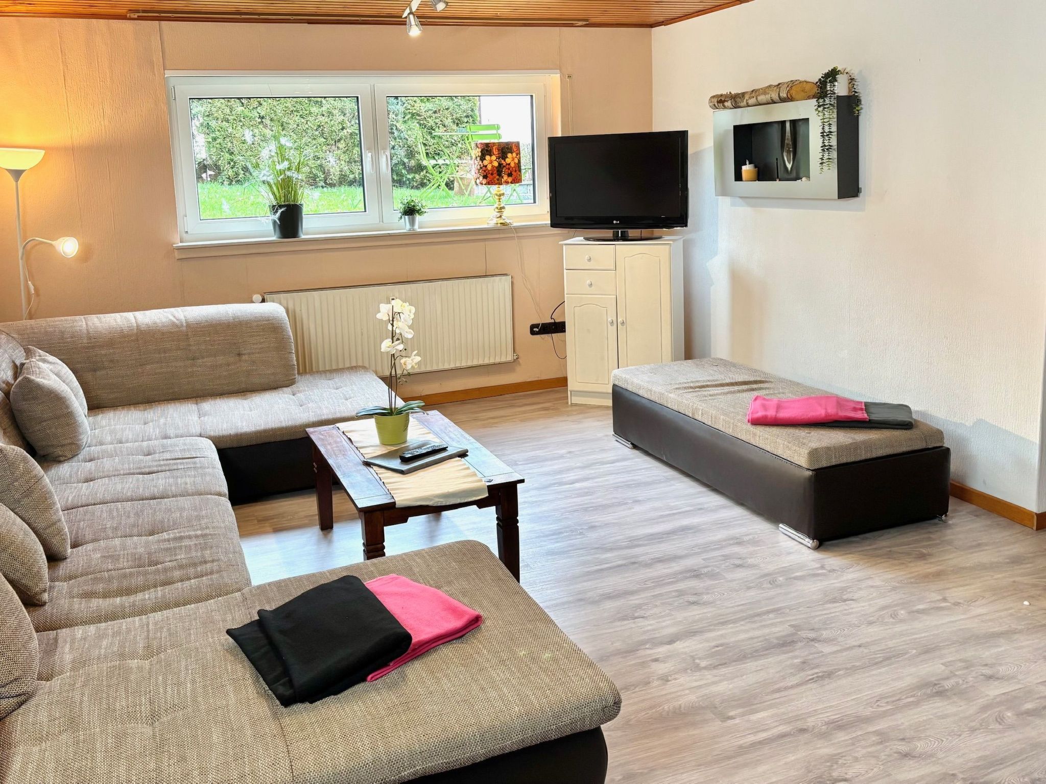 In Goddelsheim mit Eigener Terrasse-Binnen