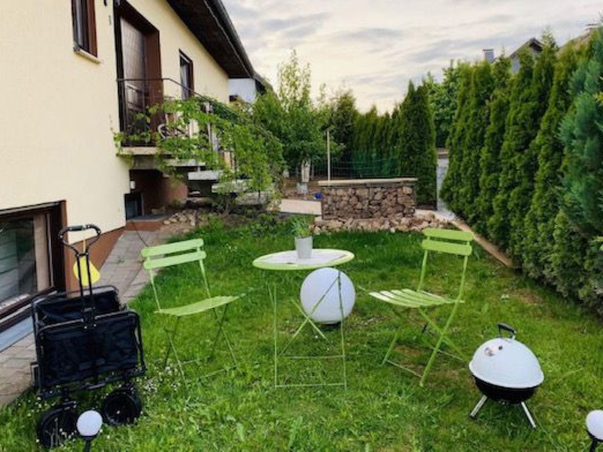 In Goddelsheim mit Eigener Terrasse-Binnen