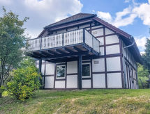 Vakantiehuis Am Sternberg 226: natuur, comfort en rust in Frankenau - thumbnail 1