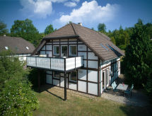 Ruime 8-persoons vakantiewoning in Frankenau, nabij Edersee en Nationalpark Kellerwald - thumbnail 1