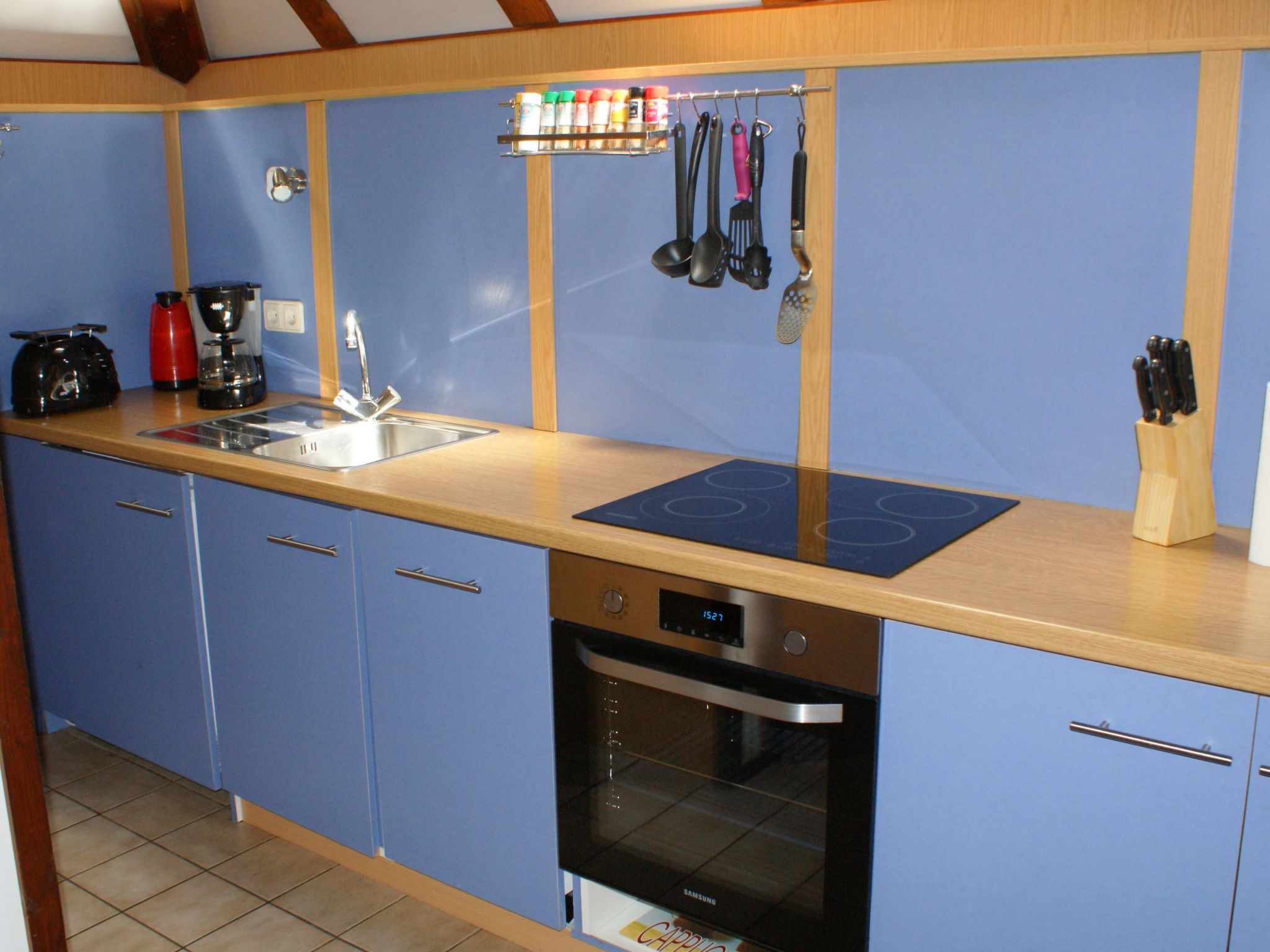 Mit Terrasse und Grill-Image-tags.info