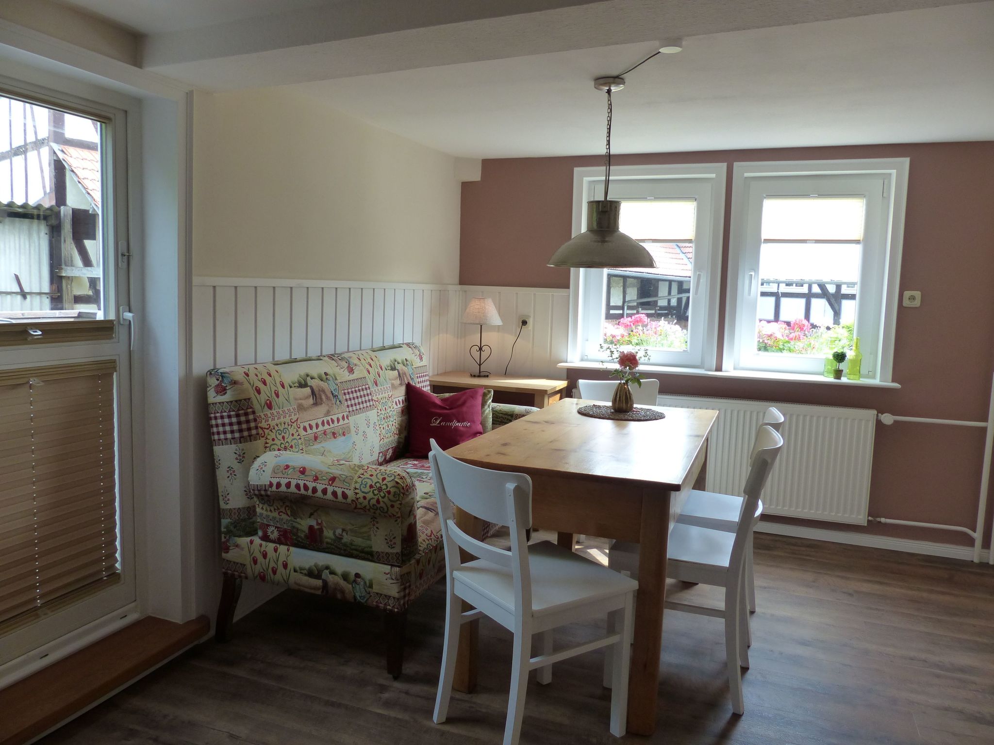 In Bracht mit Garten-Inside