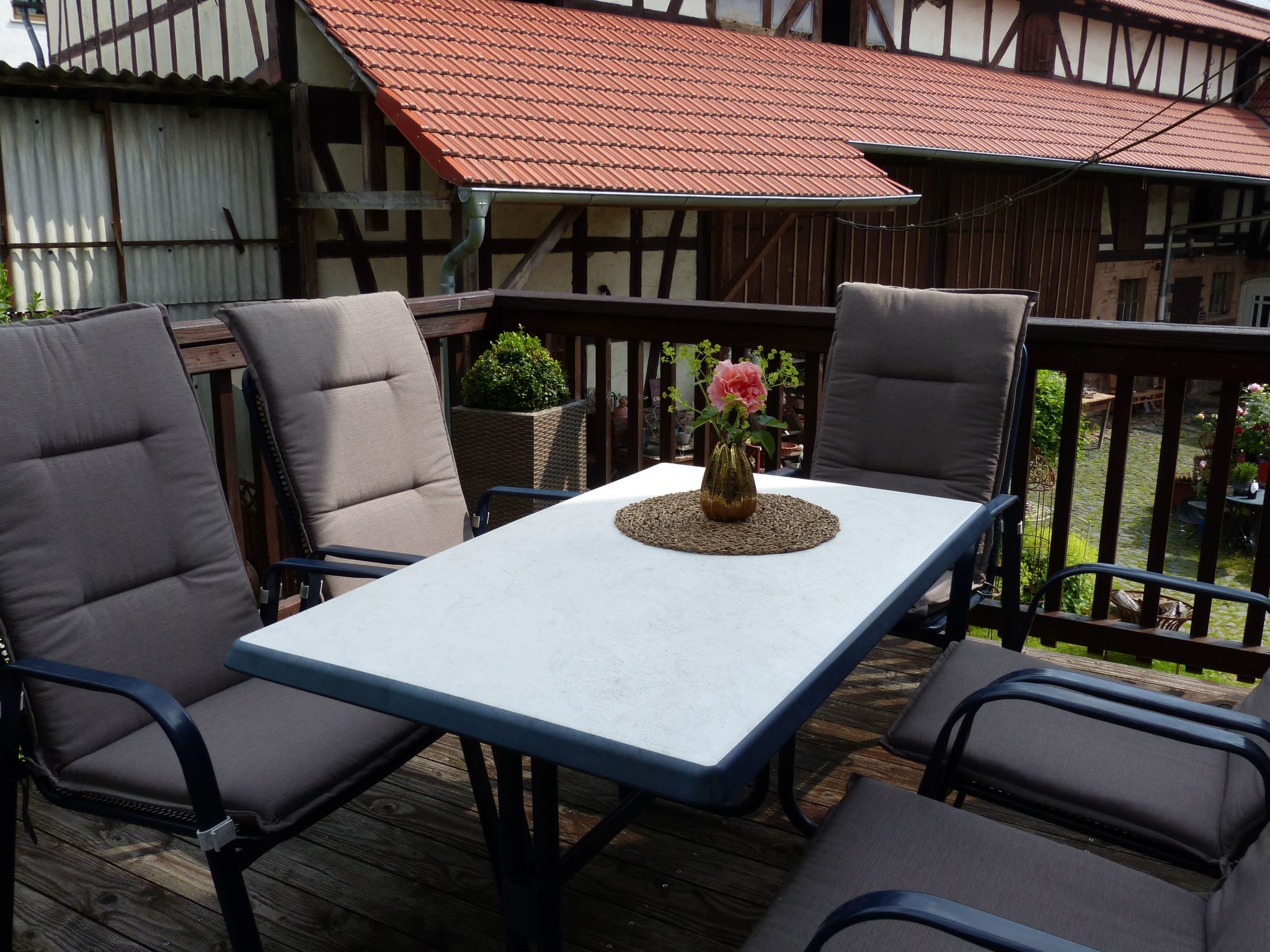 In Bracht mit Garten-Inside