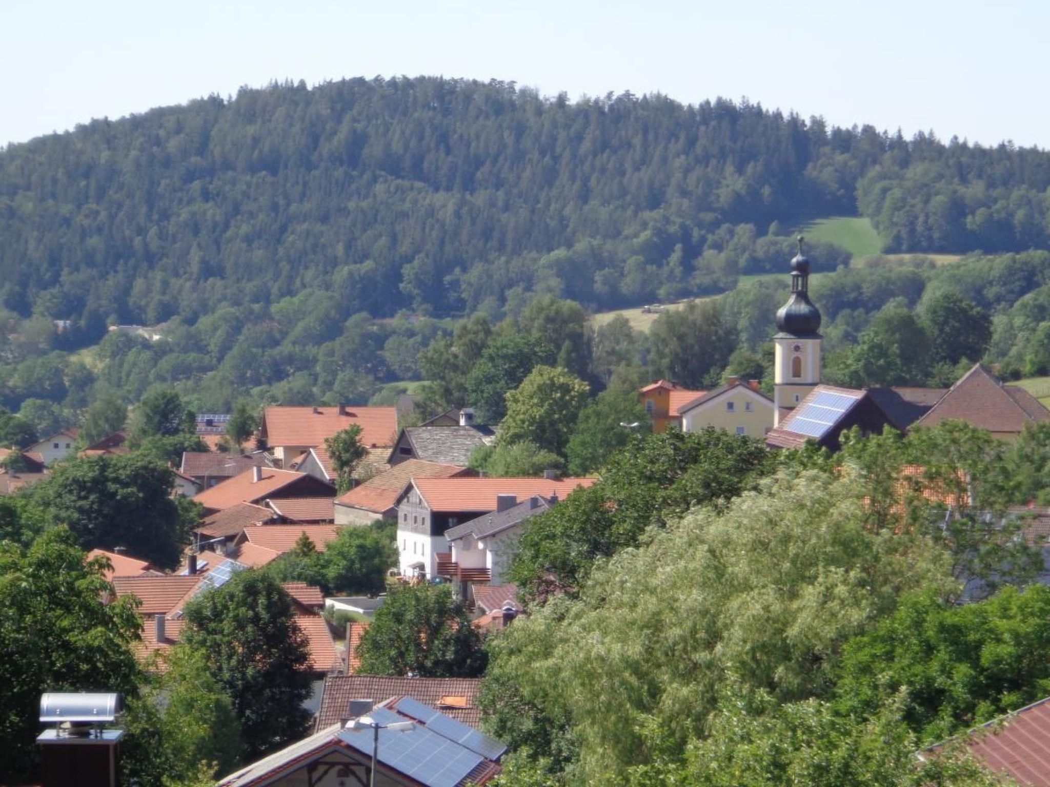 Geräumiges Ferienhaus mit Garten in Rittsteig - Outside