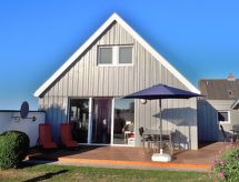 mit Grill und Garten in Neukirchen