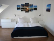 Komplett renovierte, helle Ferienwohnung