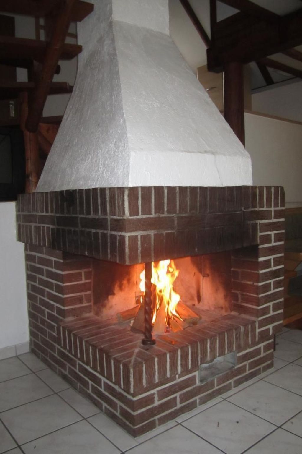 Familienfreundliches Ferienhaus mit Kamin-Image-tags.info