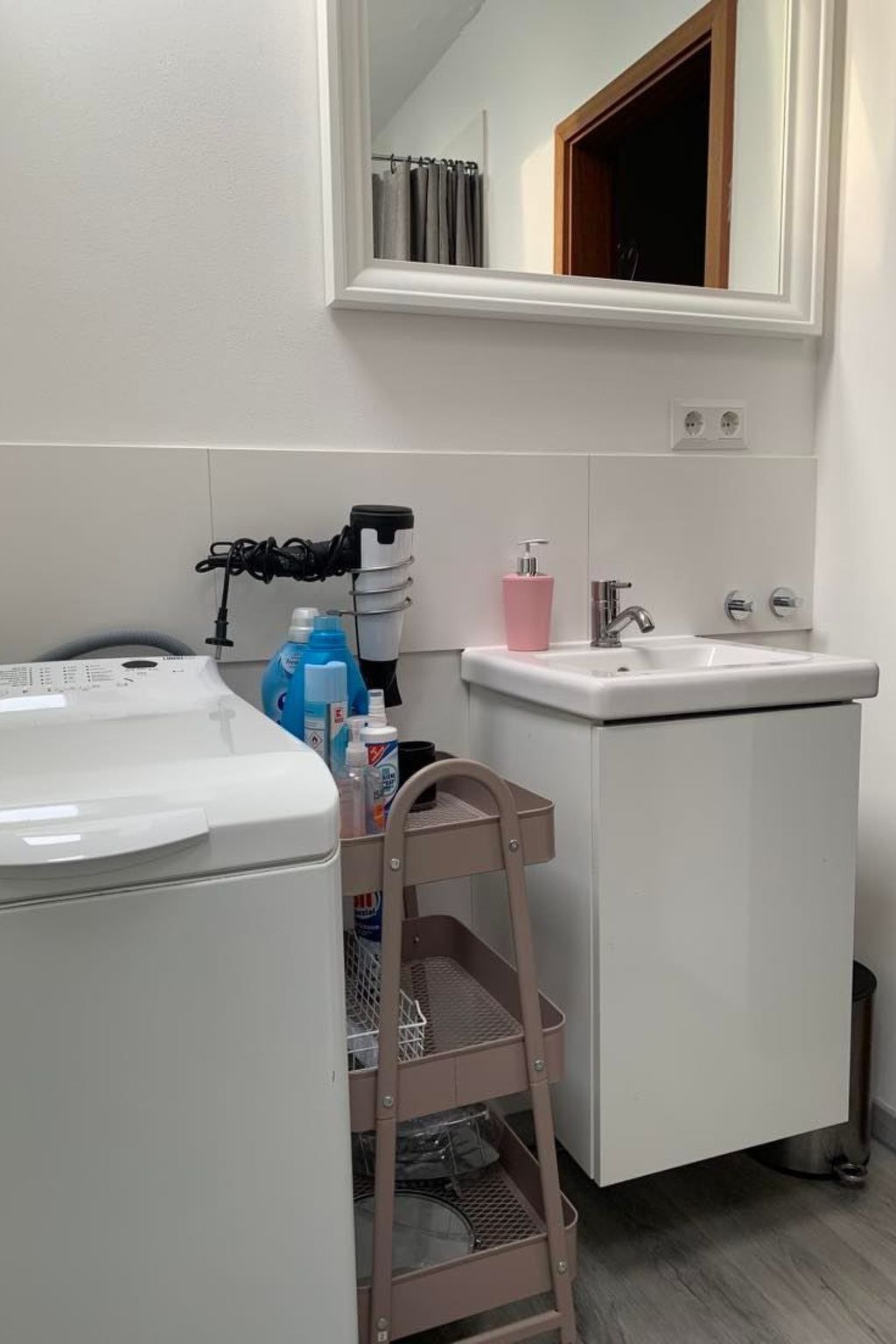 Idyllisches Ferienhaus mit Balkon und Garten-Binnen