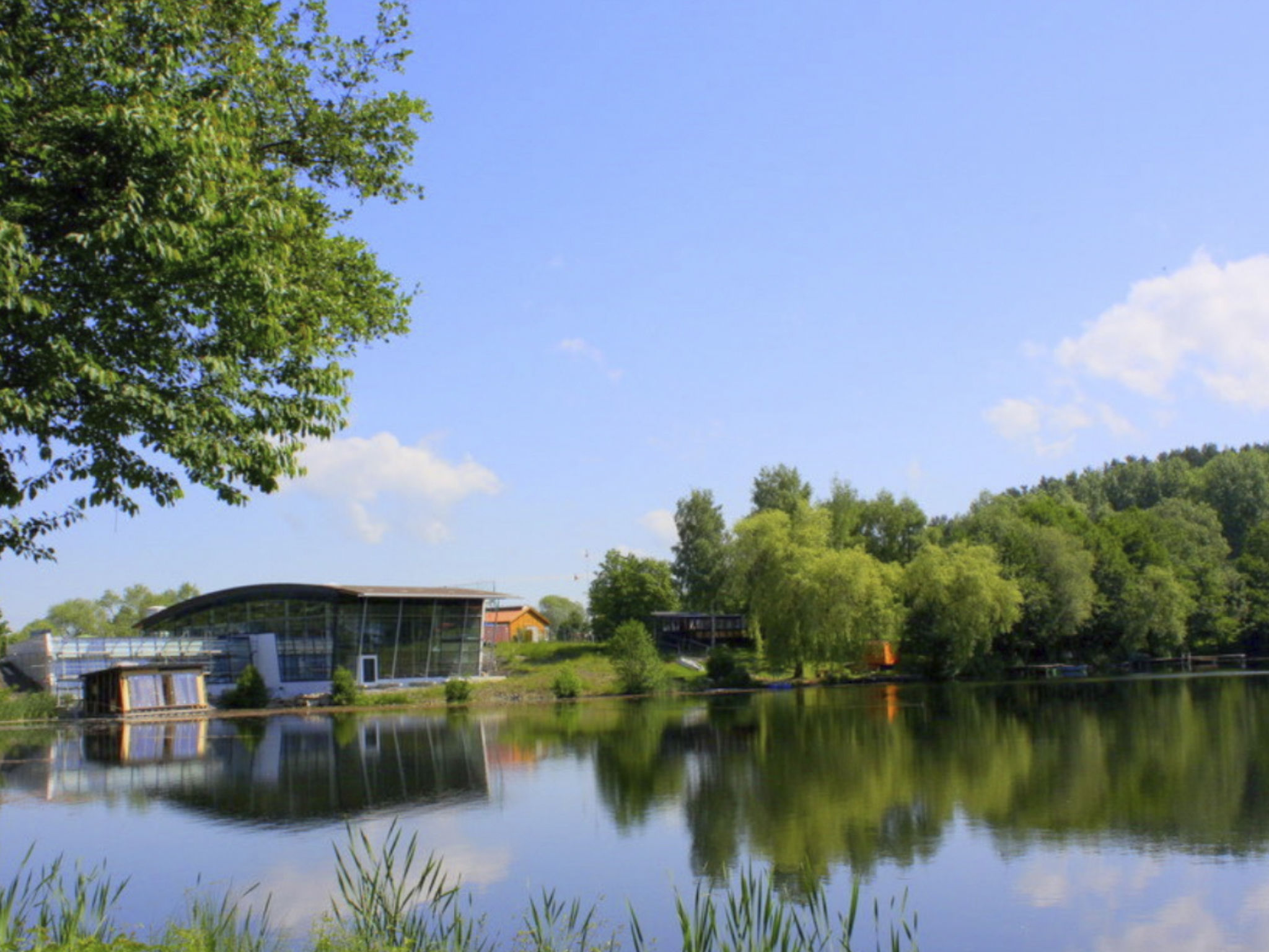 Idyllisches Ferienhaus mit Balkon und Garten-Binnen