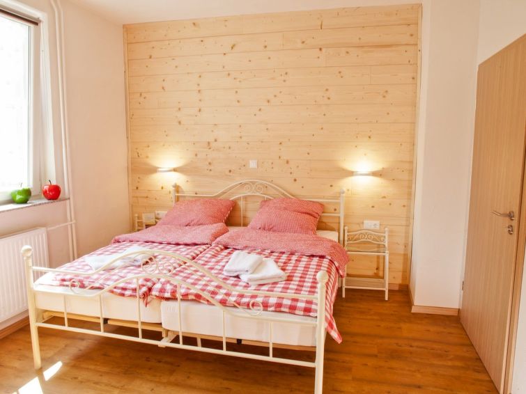 6-persoons vrijstaand appartement in centrum van Homberg (Efze) in Homberg (Efze)