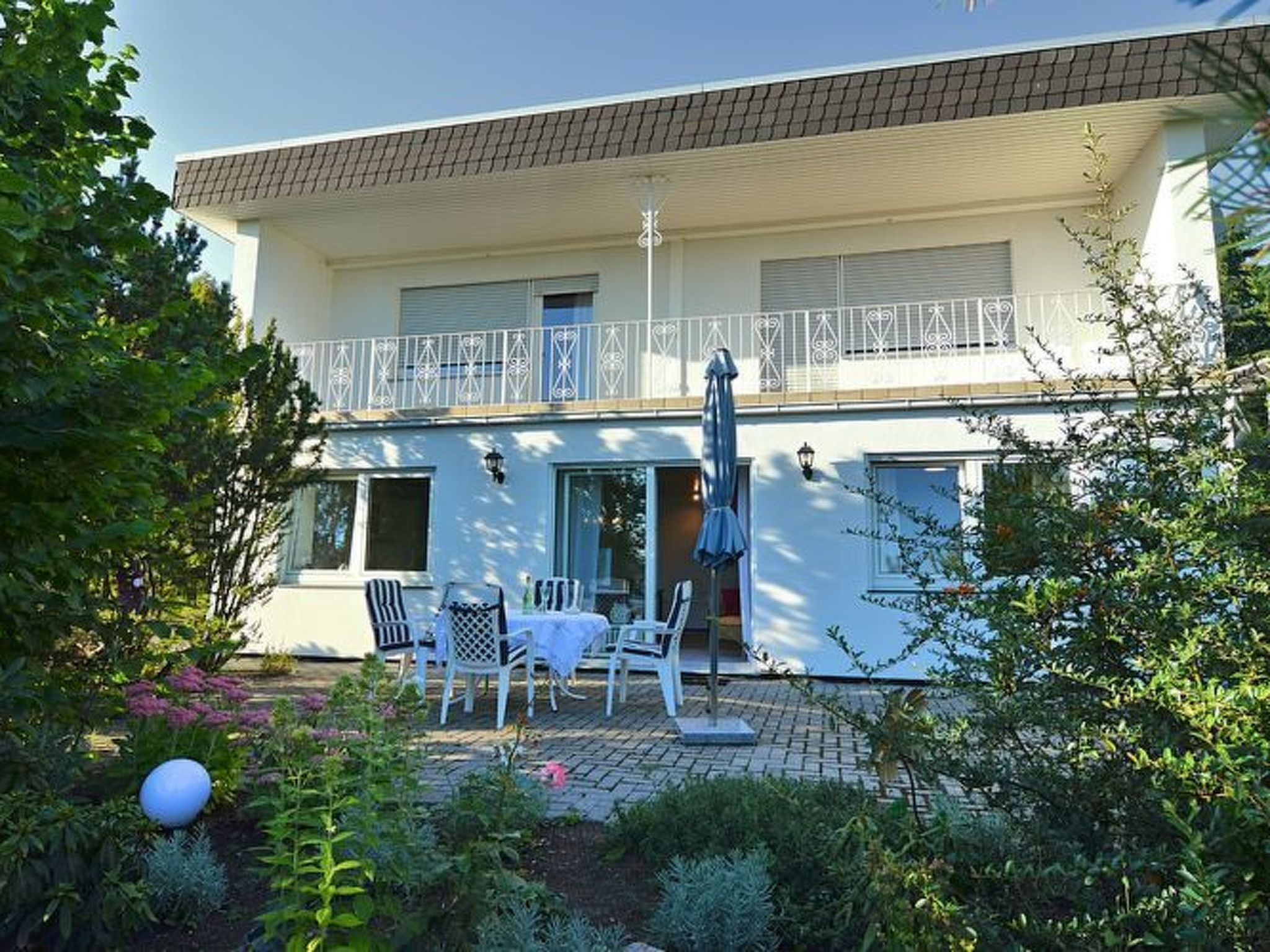 Idyll mit Loggia und Garten-Binnen