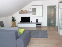 Nettes Ferienhaus in Hemfurth-Edersee mit Großer Terrasse
