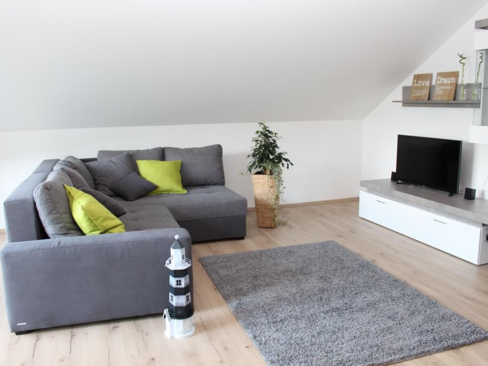 Nettes Ferienhaus in Hemfurth-Edersee mit Großer Terrasse-Image-tags.info