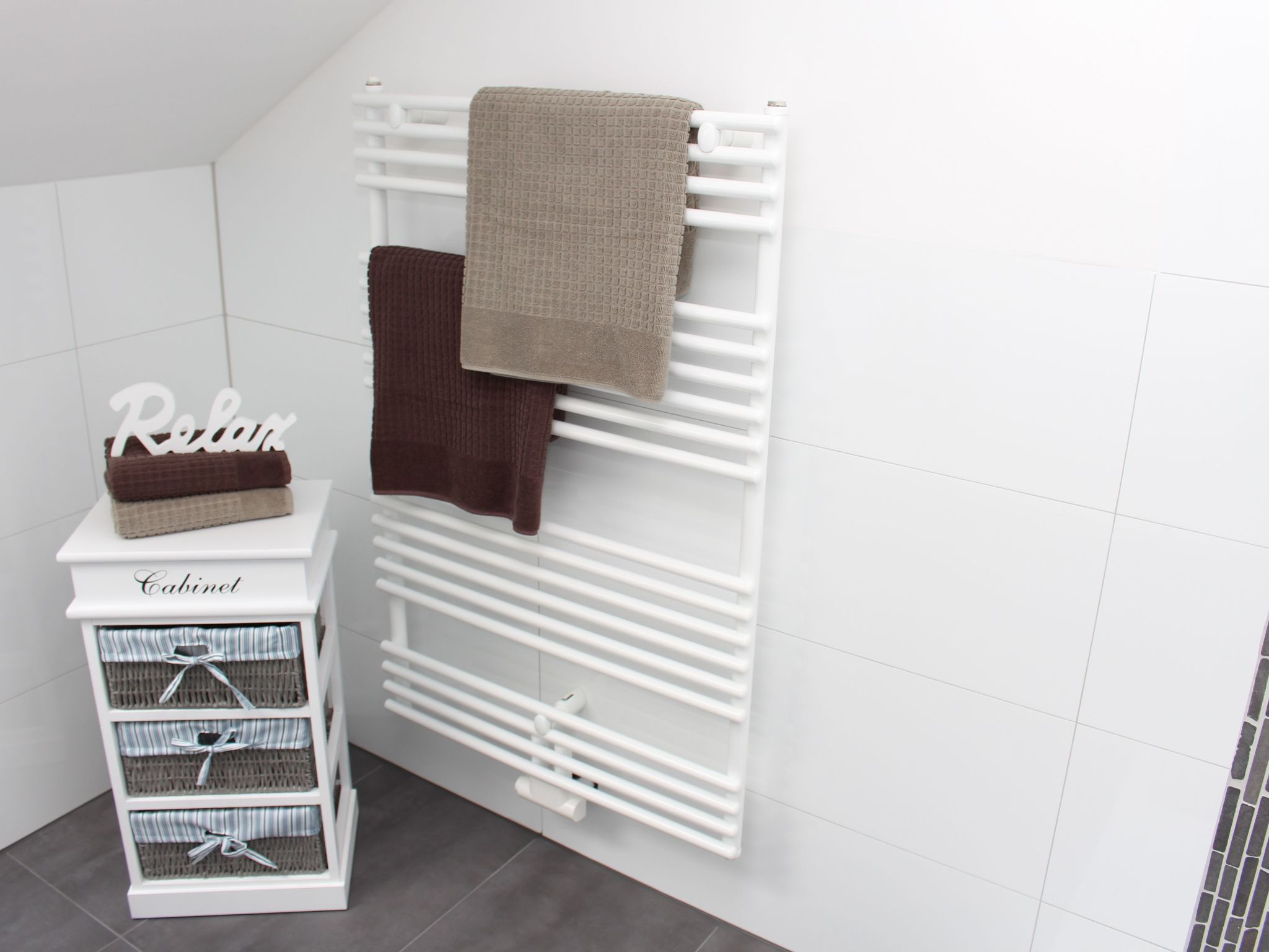 Nettes Ferienhaus in Hemfurth-Edersee mit Großer Terrasse-Image-tags.info