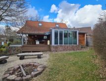 Vrijstaand vakantiehuis met sauna en tuin, 100 meter van de Edersee - thumbnail 2