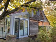 Vrijstaand vakantiehuis met sauna en tuin, 100 meter van de Edersee - thumbnail 4