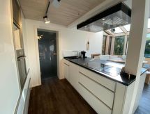 Vrijstaand vakantiehuis met sauna en tuin, 100 meter van de Edersee - thumbnail 6