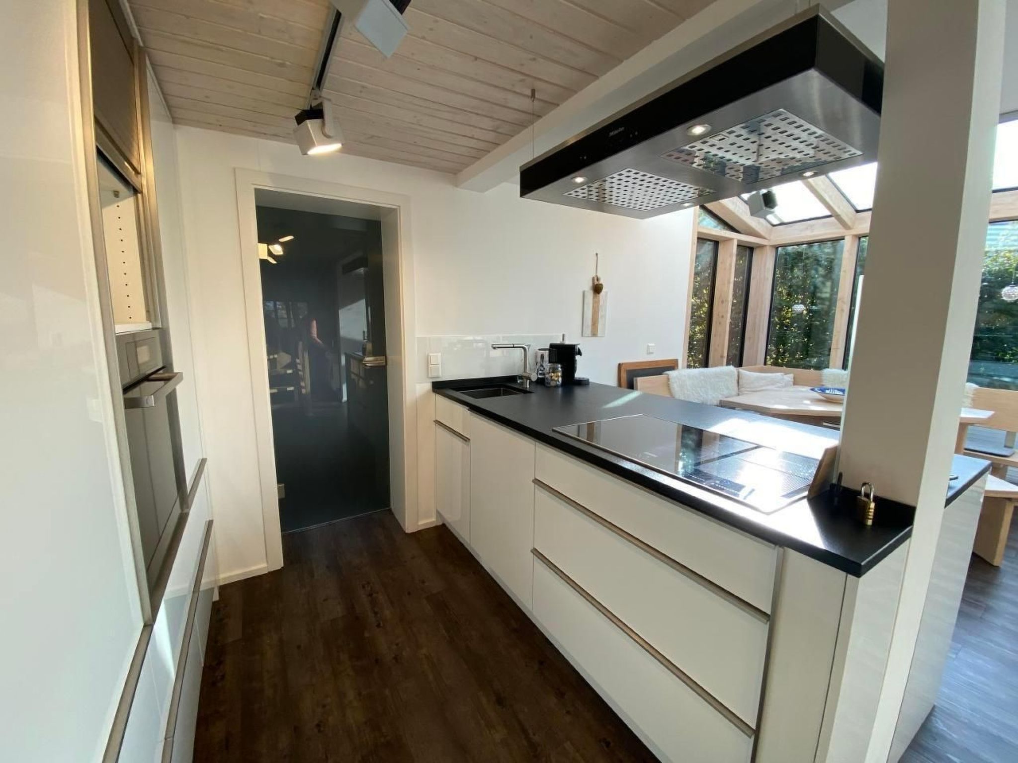 Das Haus am See-Binnen