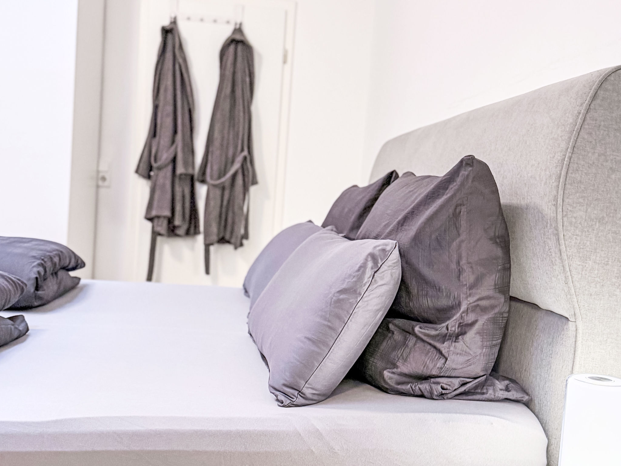 Appartement Exklusives Loft im Herzen von Düsseldorf – Séjour, photo 35 sur 75