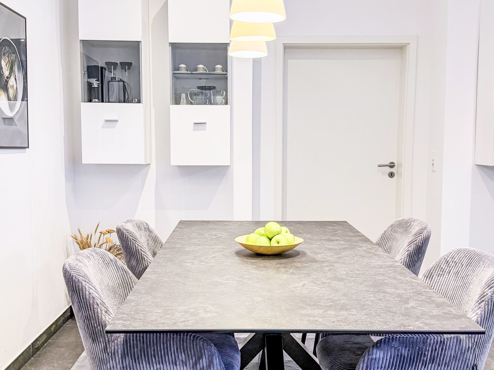 Appartement Exklusives Loft im Herzen von Düsseldorf – Cuisine et coin repas, photo 23 sur 75