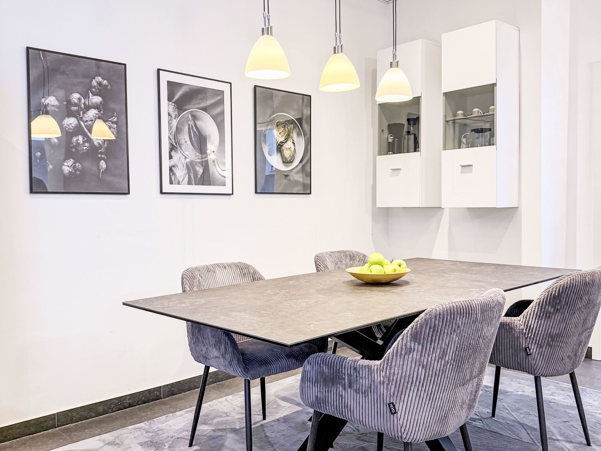 Appartement Exklusives Loft im Herzen von Düsseldorf – Cuisine et coin repas, photo 24 sur 75