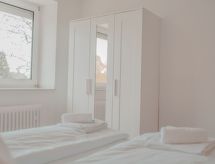 Modern appartement met XXL bank & werkplek in hartje Neuss - thumbnail 4