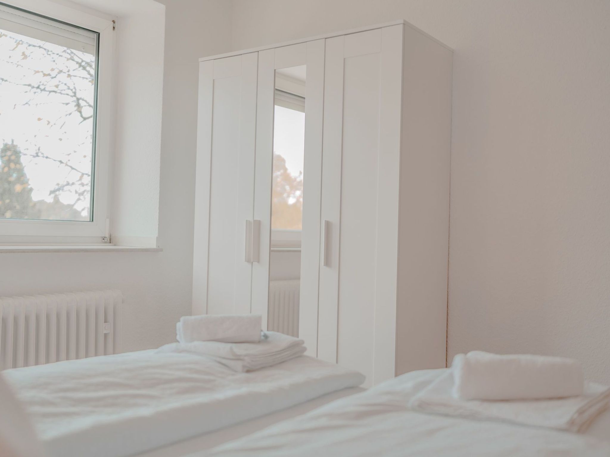 Apartment mit Küche, Arbeitsplatz und xxl Sofa