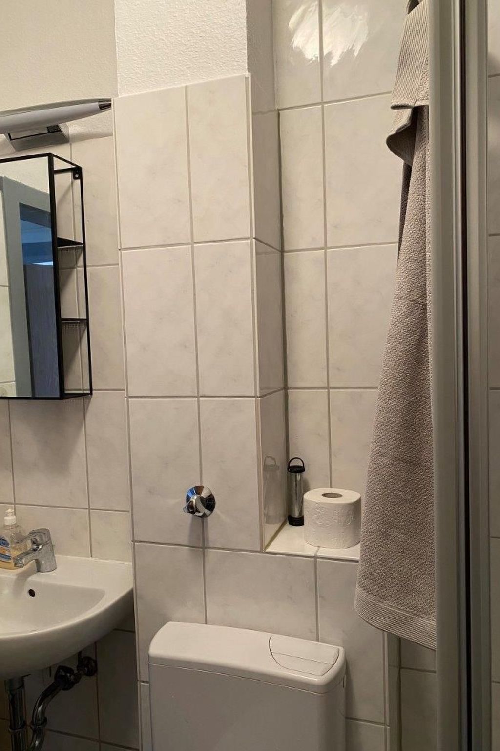 Moderne Wohnung in Neudorf — view 5 of 8