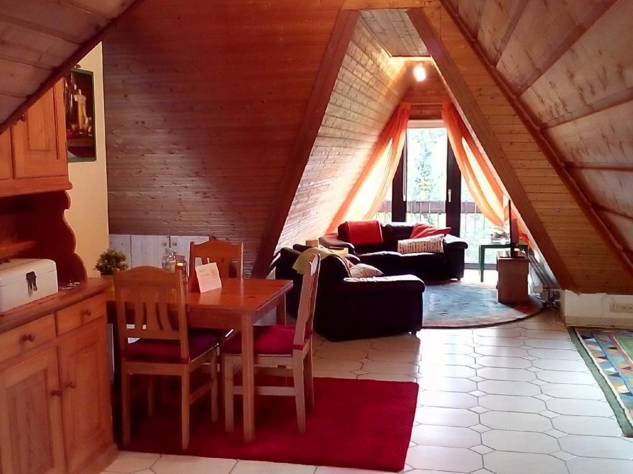 FEWOim Loftcharakter