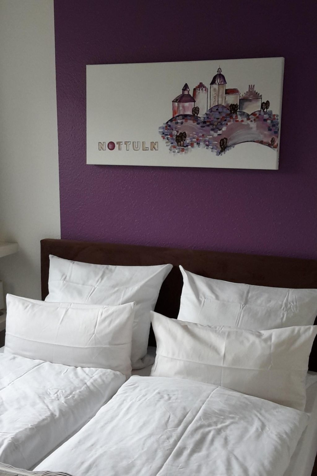 Wohnung im Erdgeschoss mit Terrasse und Stellplatz