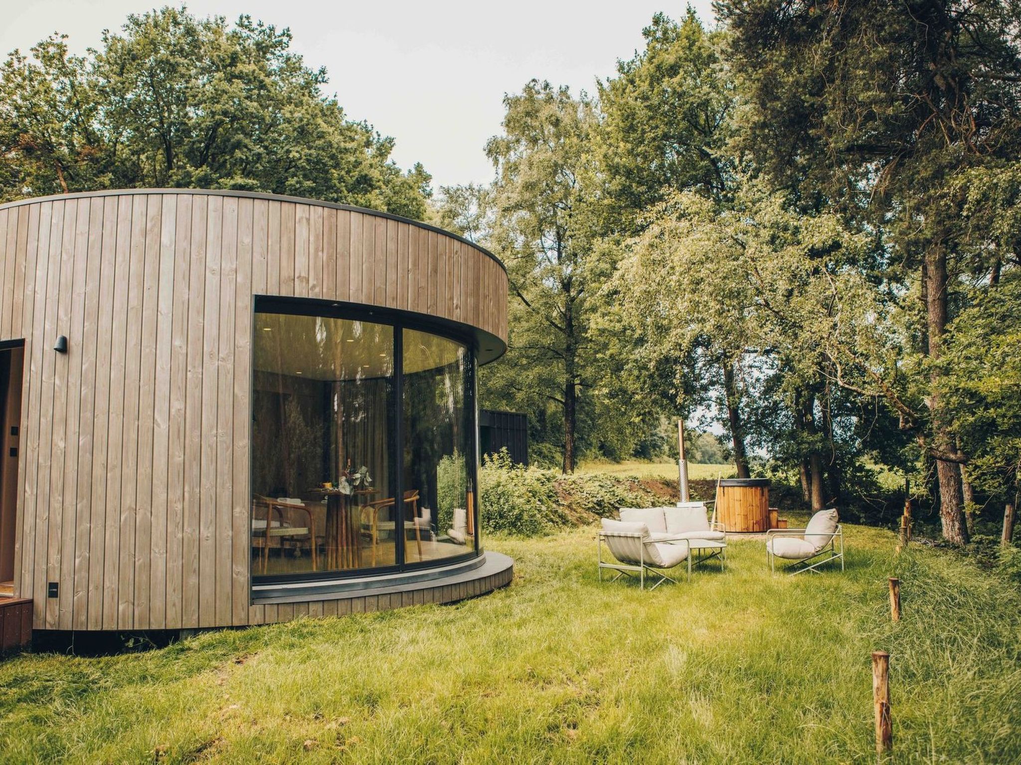 Wilsumer Berge Resort - LumiPod met hottub 2 Pers - Draußen