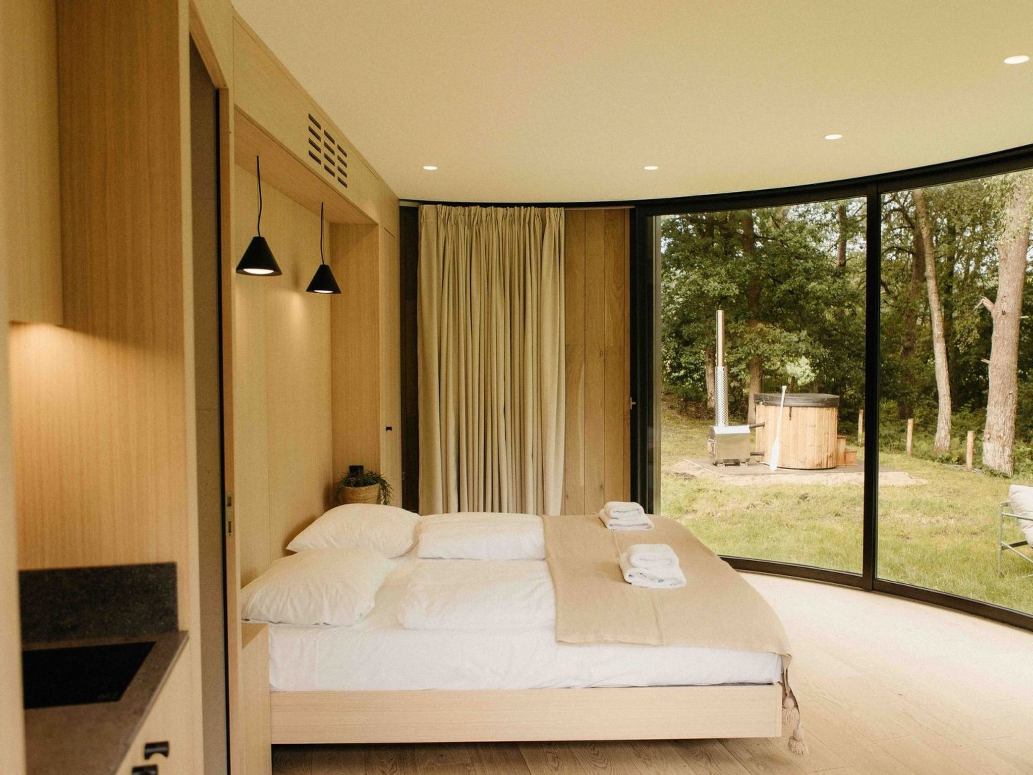 Wilsumer Berge Resort - LumiPod met hottub 2 Pers - Draußen