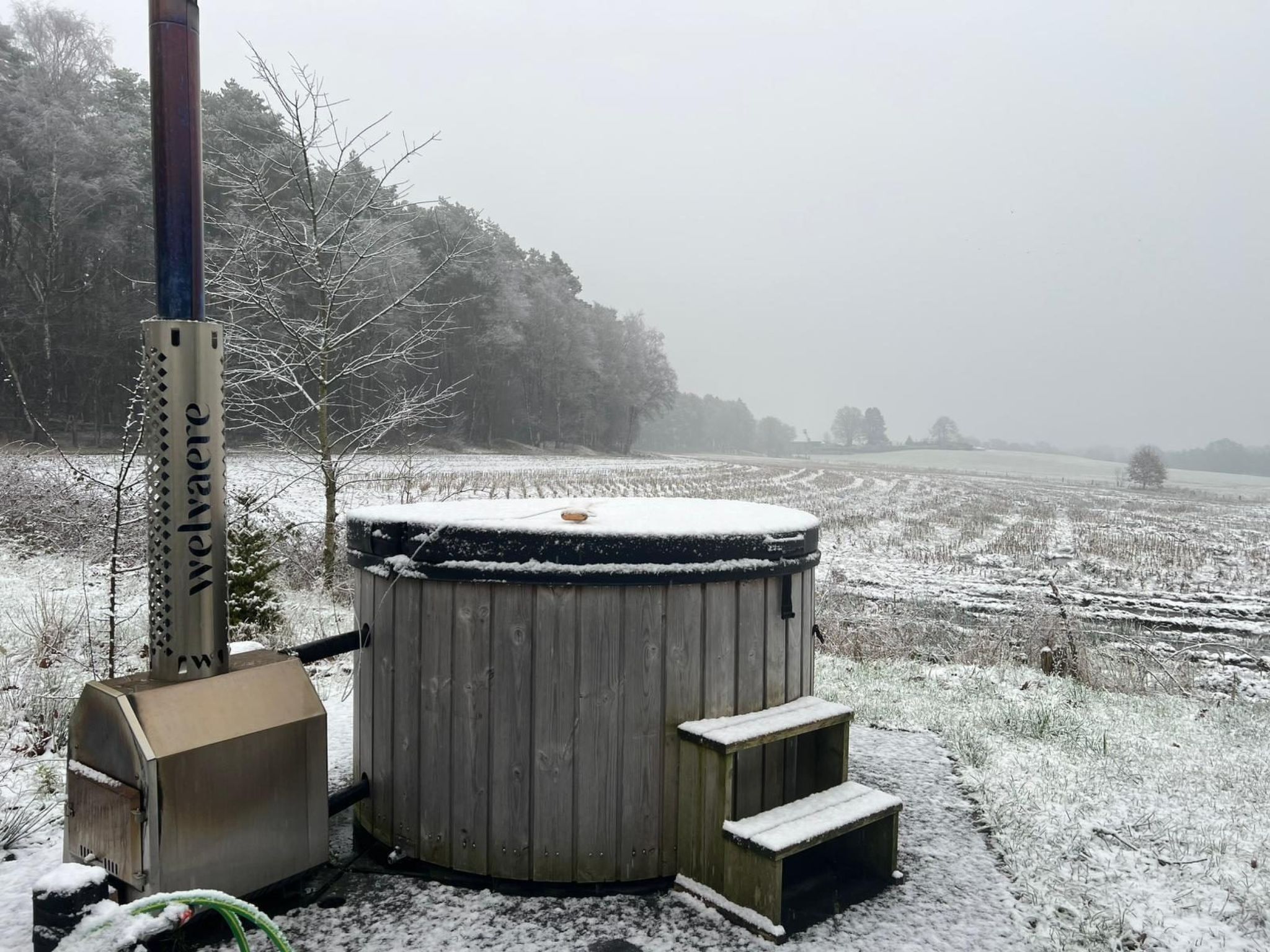 Wilsumer Berge Resort - Nature Lodge Hottub - Draußen