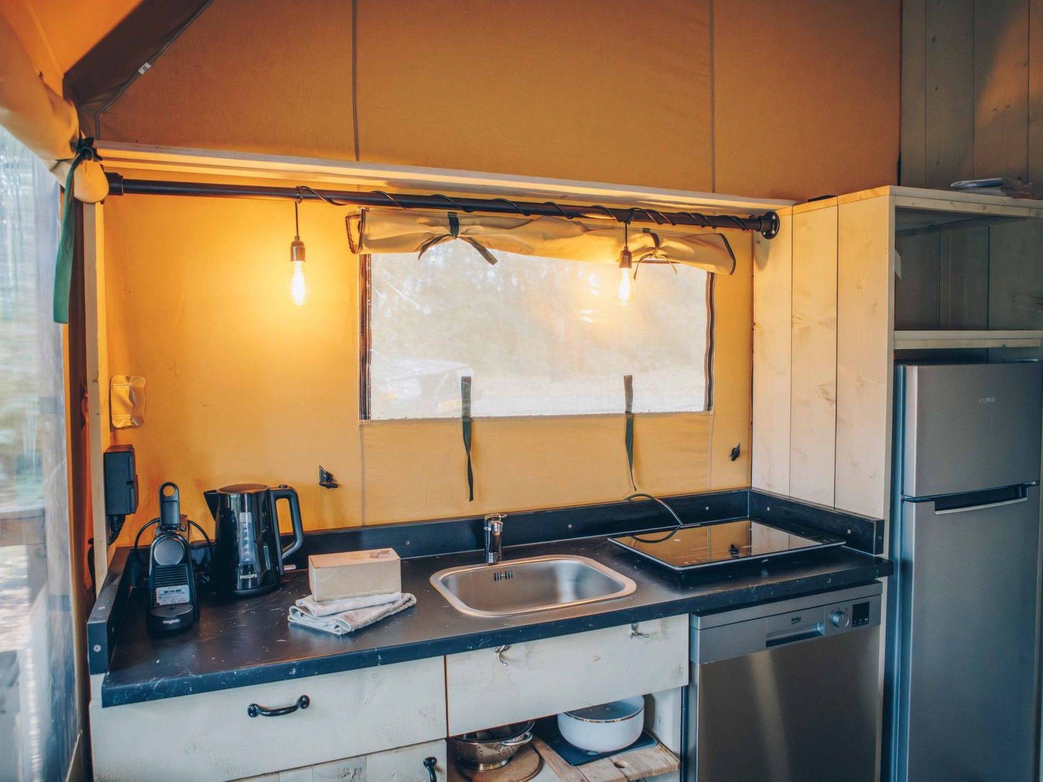 Wilsumer Berge Resort - Glampingtent 7p - Buiten