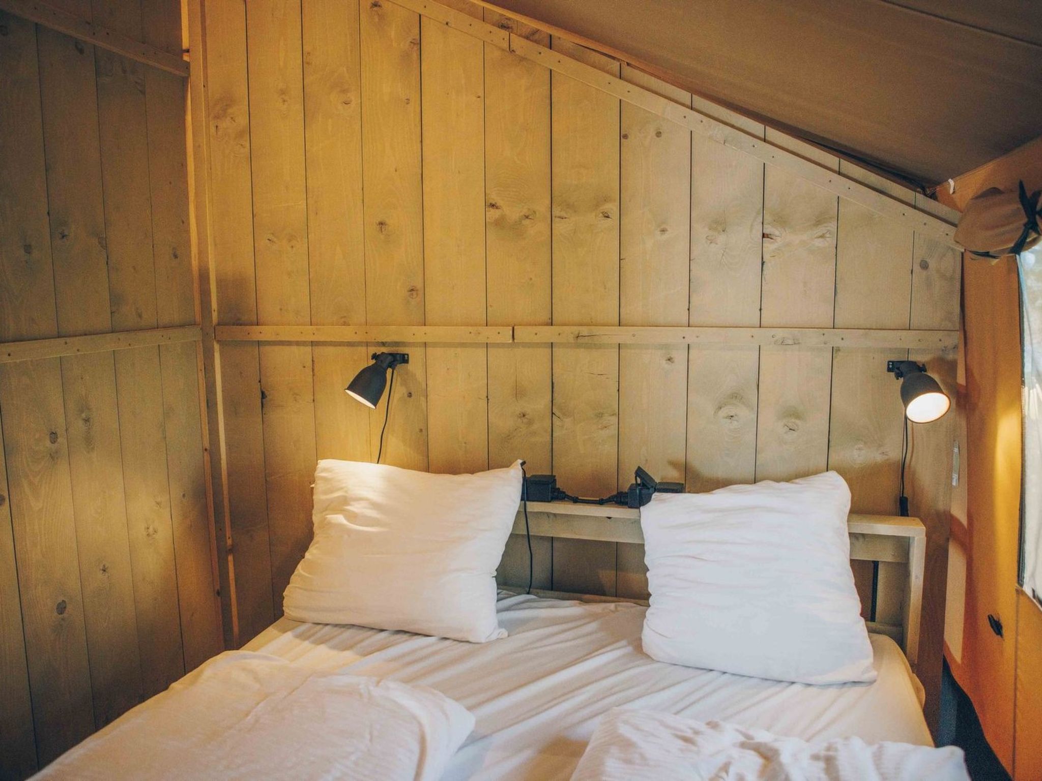 Wilsumer Berge Resort - Glampingtent 7p - Buiten