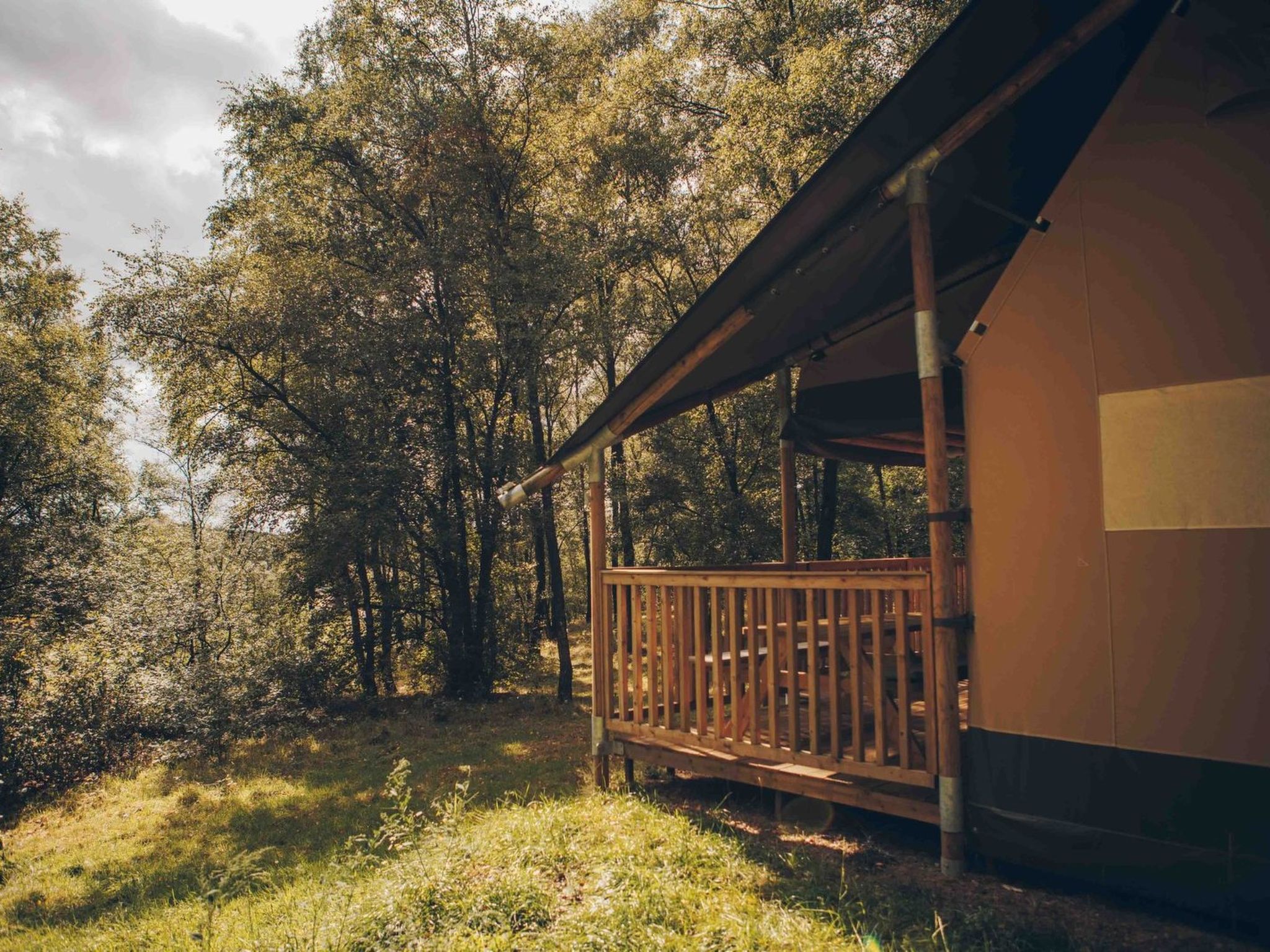 Wilsumer Berge Resort - Glampingtent 5p - Buiten