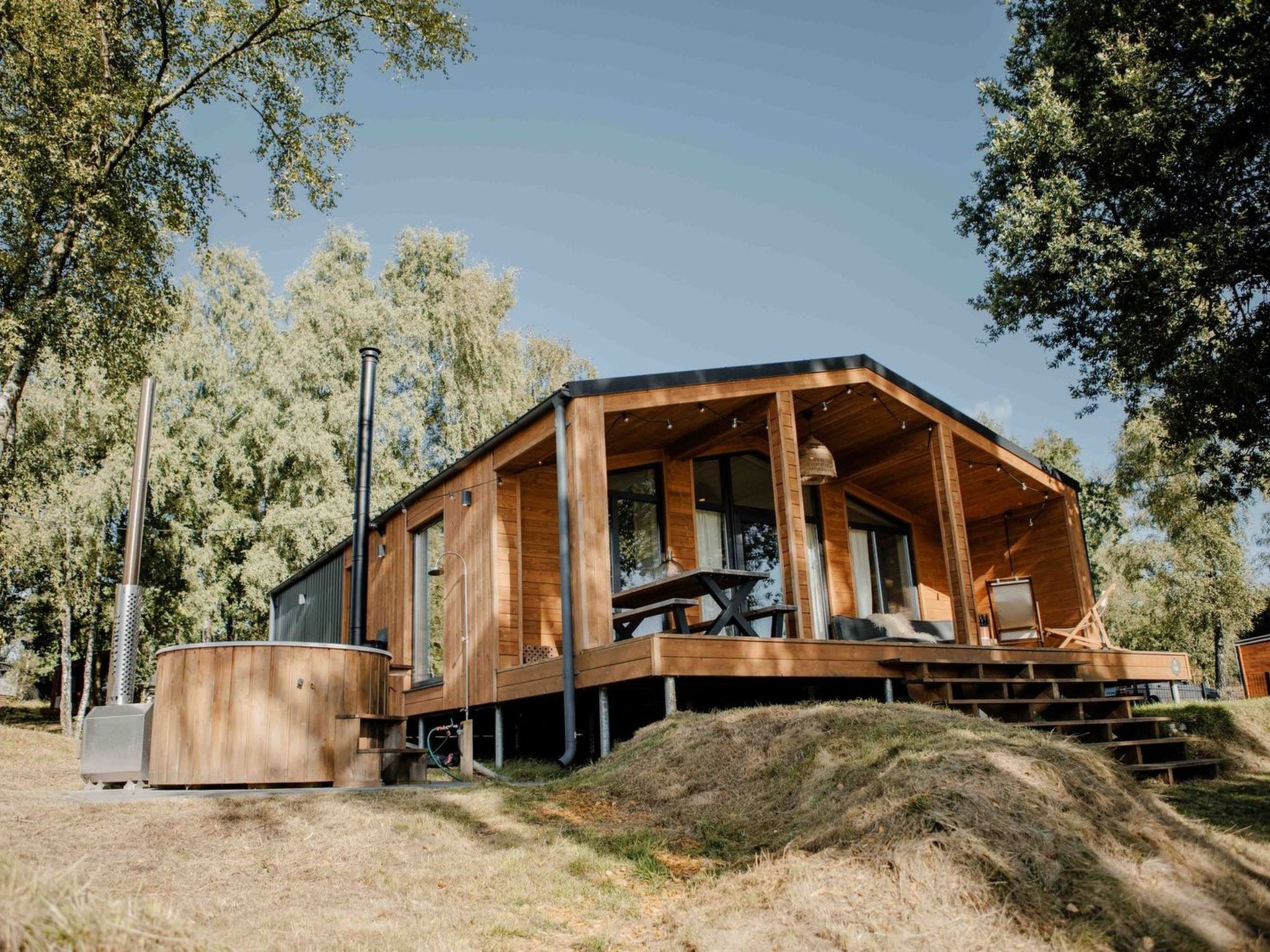 Wilsumer Berge Resort - Lake House Scandi hottub - Draußen
