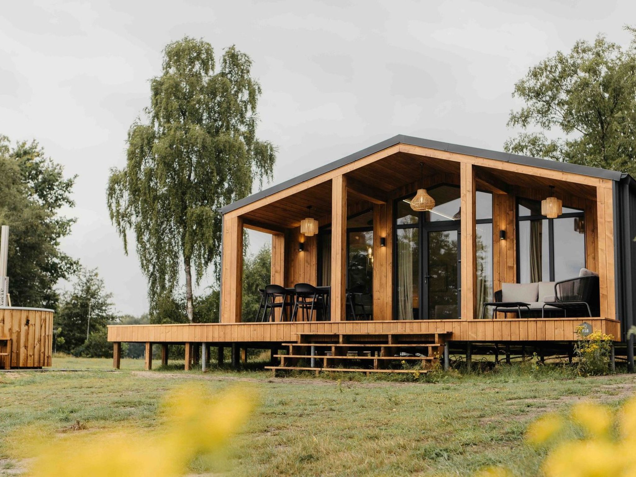 Wilsumer Berge Resort -Panorama Lake scandi hottub