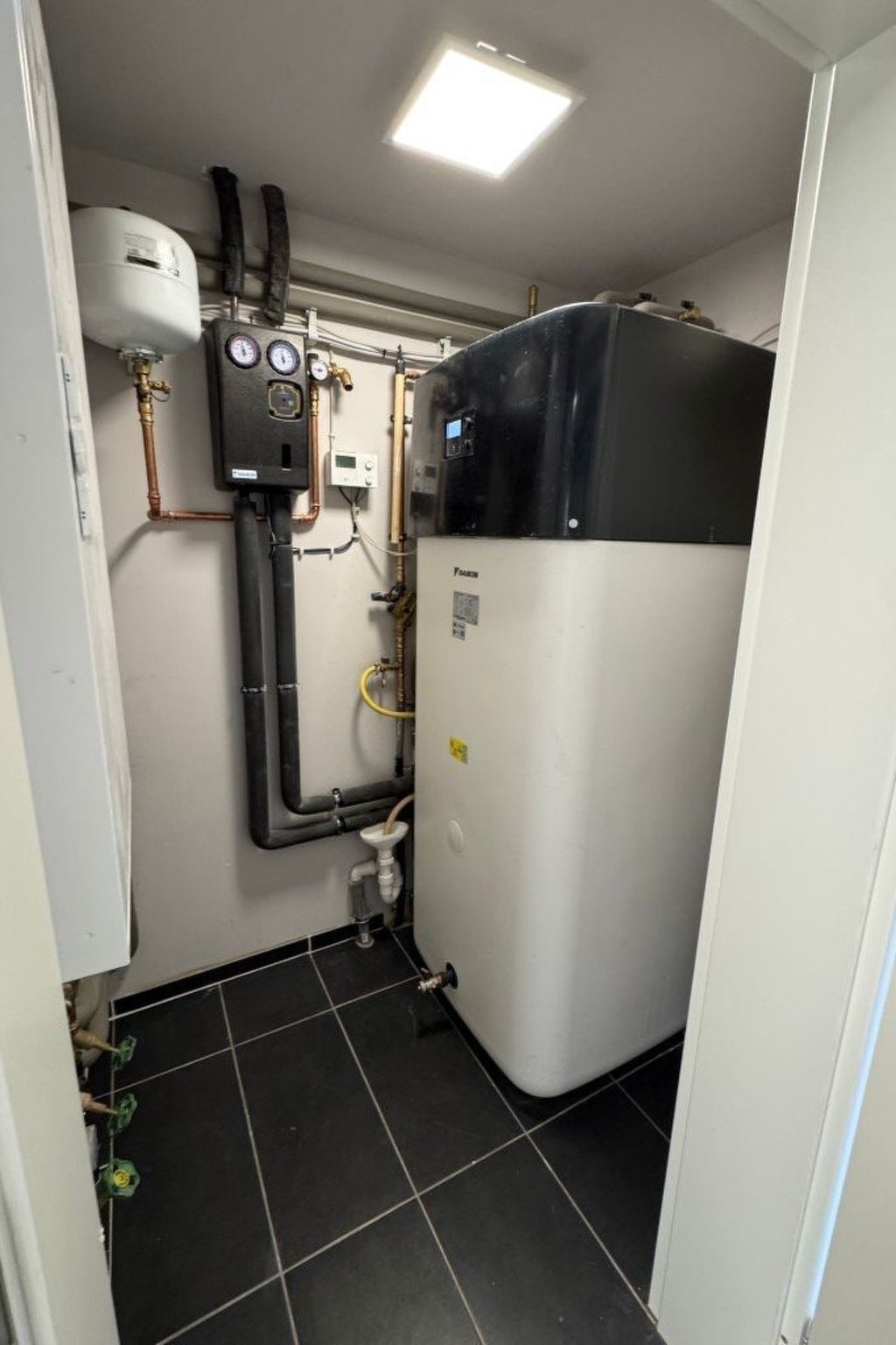 Feriendorf E44-Drinnen