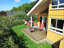 Ruime vakantiewoning Alissa in Extertal met sauna, tuin en bergzicht - thumbnail 3