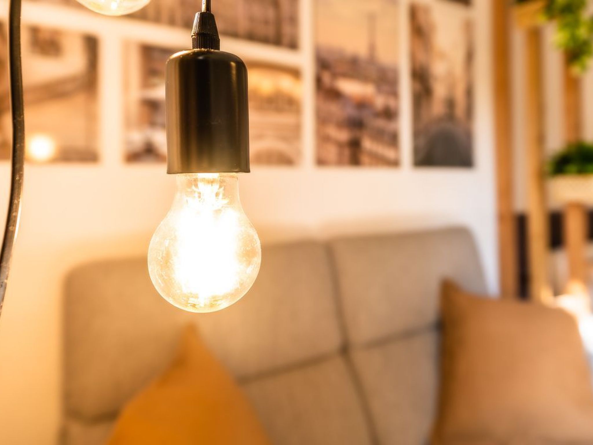 Black Mirror-Image-tags.info