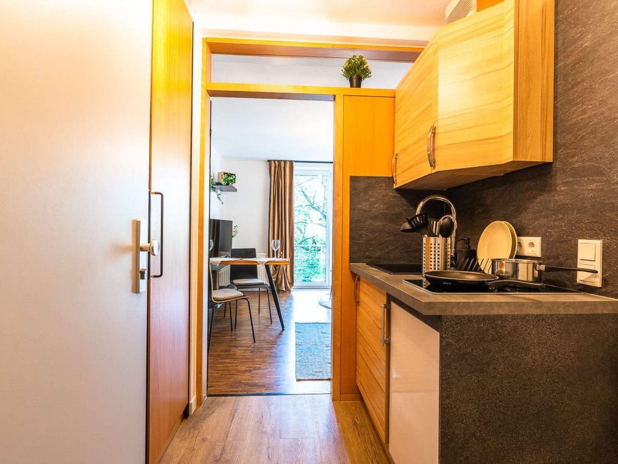 Black Mirror-Image-tags.info