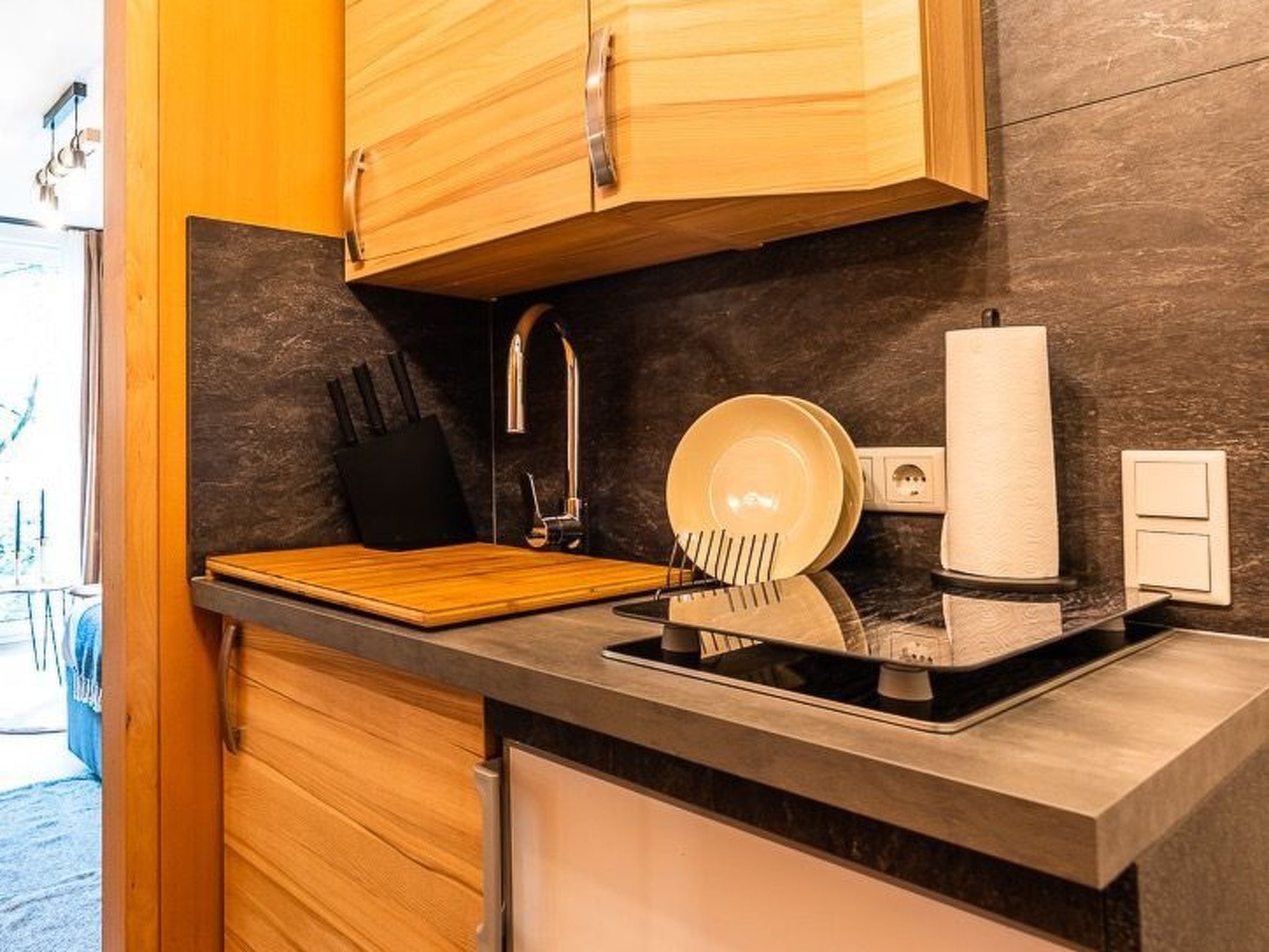 Black Mirror-Image-tags.info