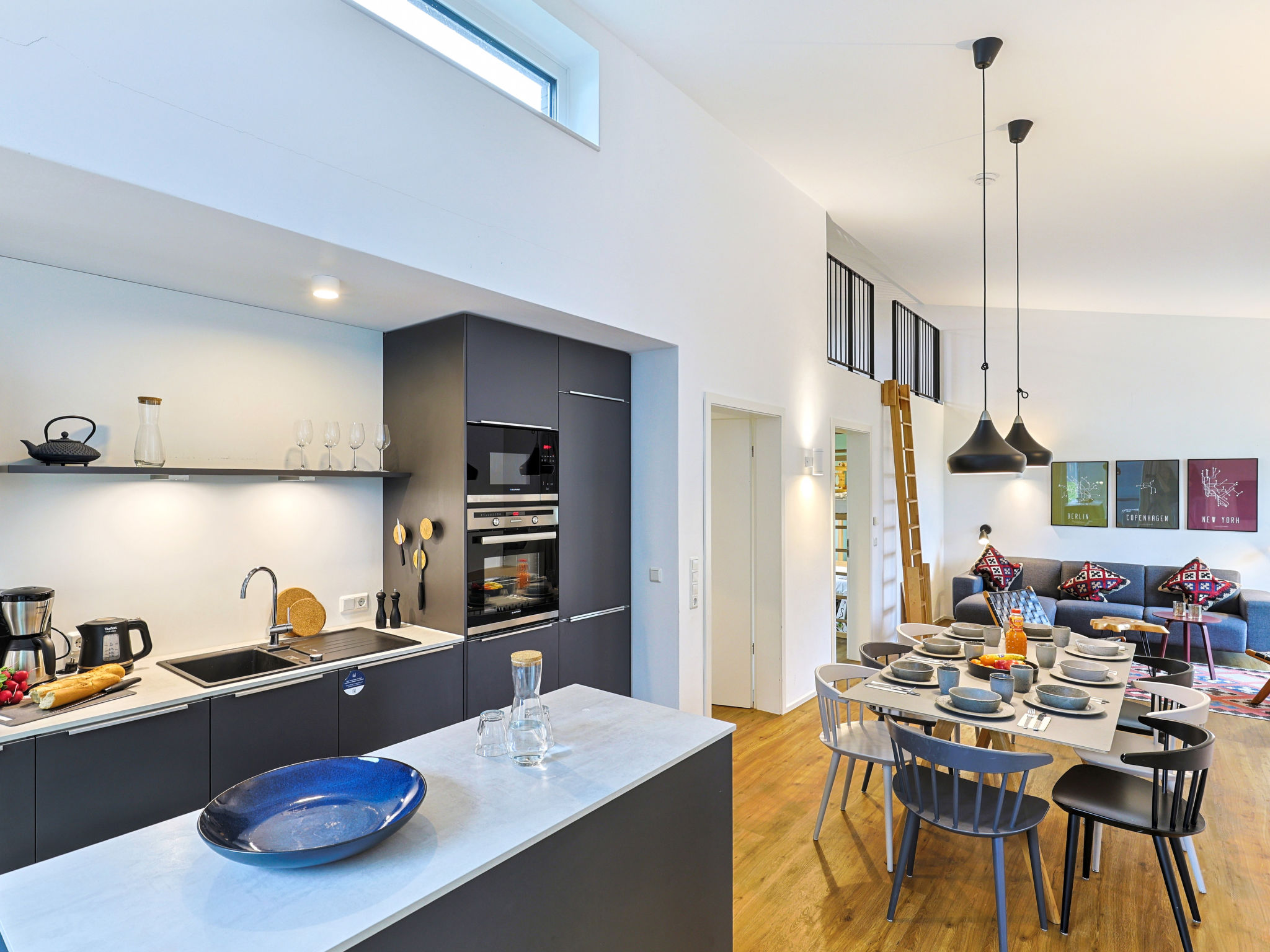 Abenteuerland-Drinnen