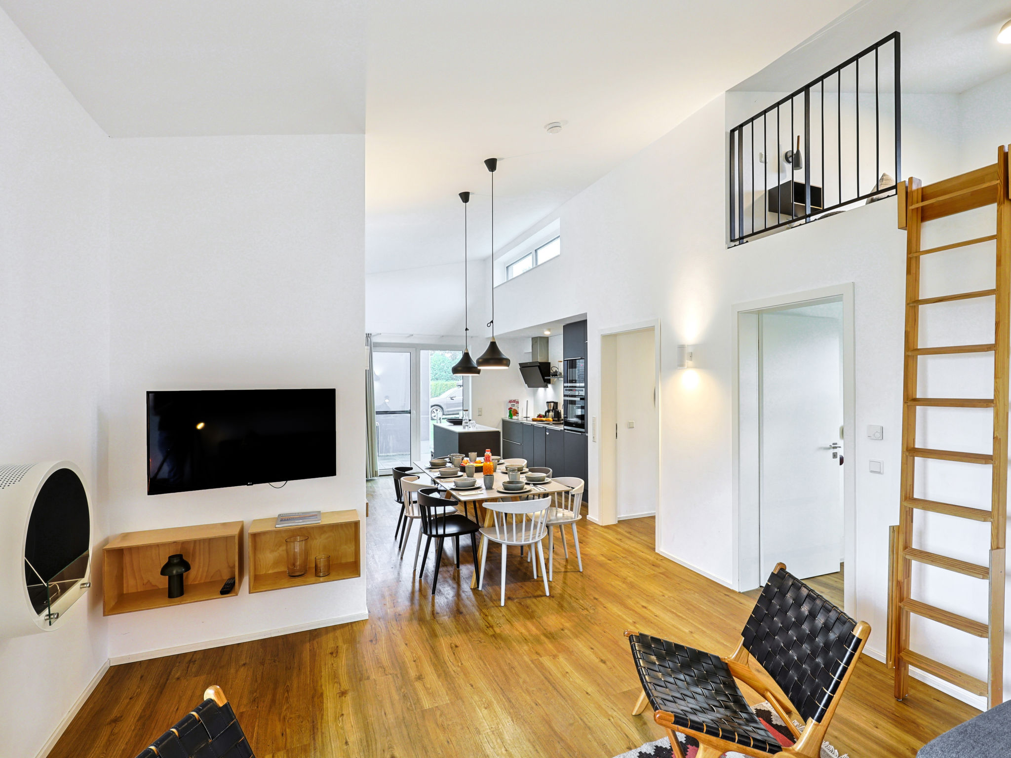 Abenteuerland-Drinnen