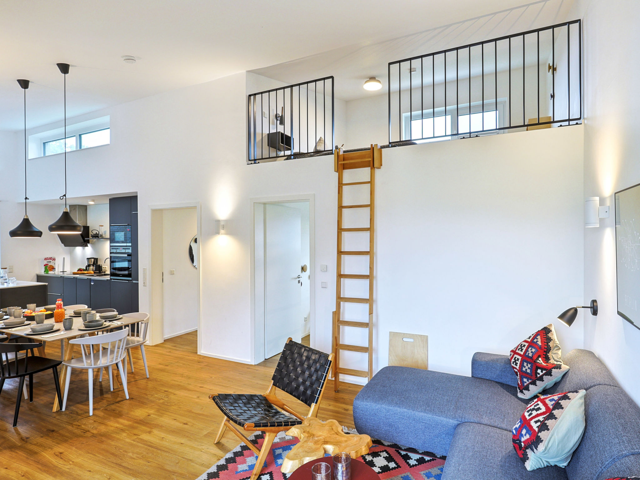 Familiennest-Drinnen