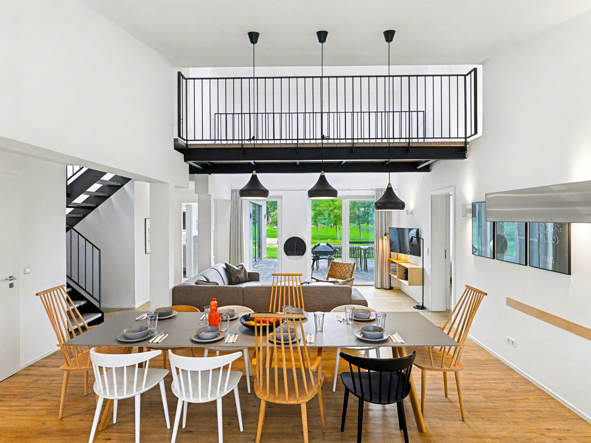 Seeufer Lodge-Drinnen