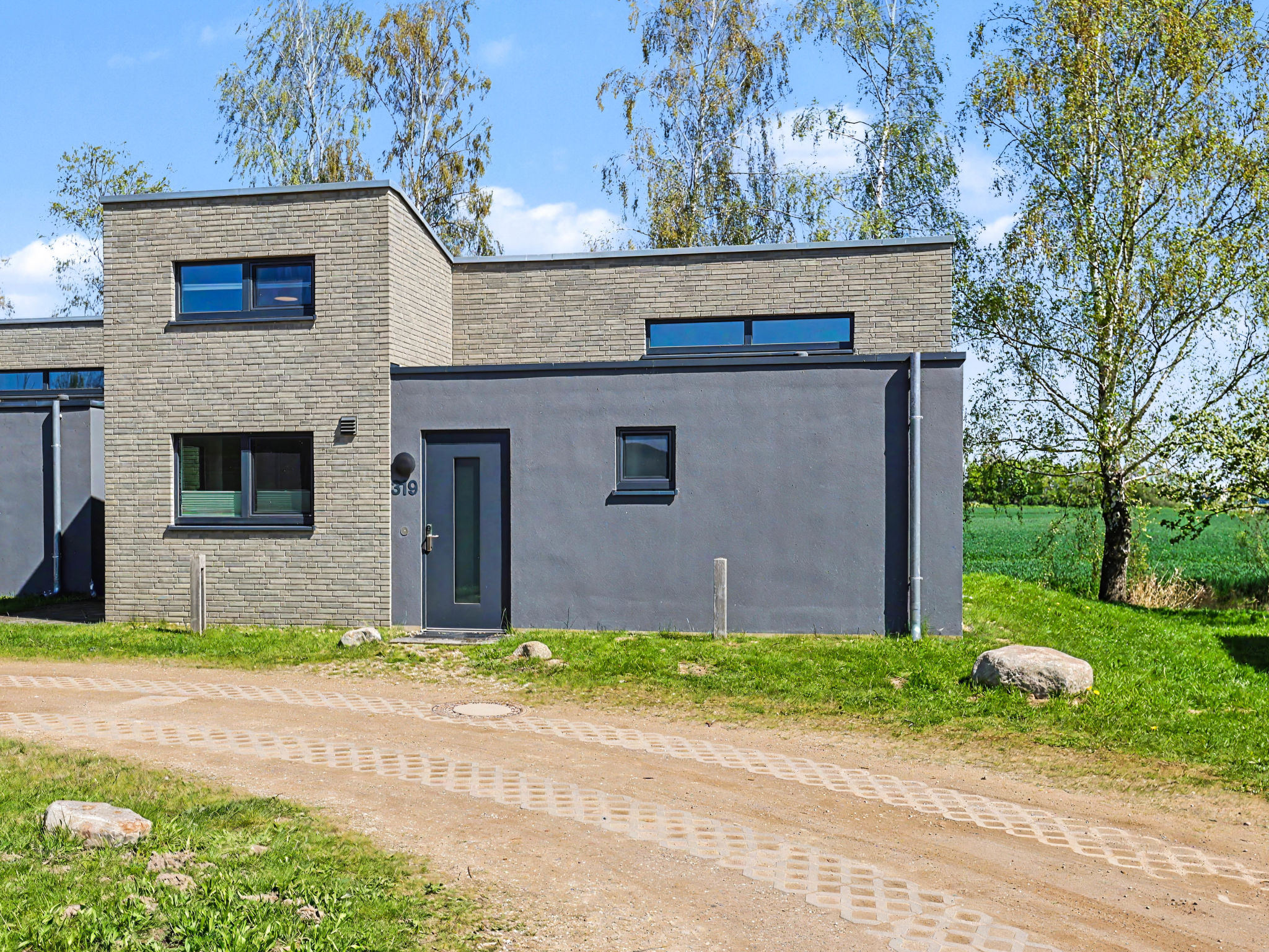 Haus S - Draußen