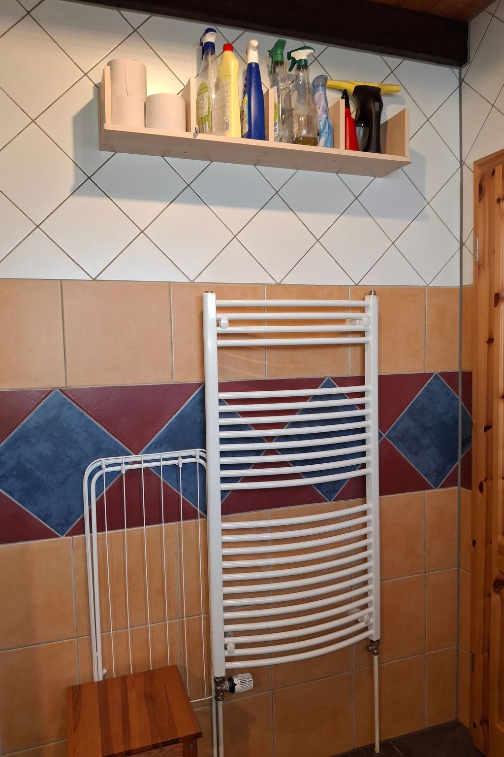 Kleines Ferienhaus in Hermülheim mit Garten-Image-tags.info